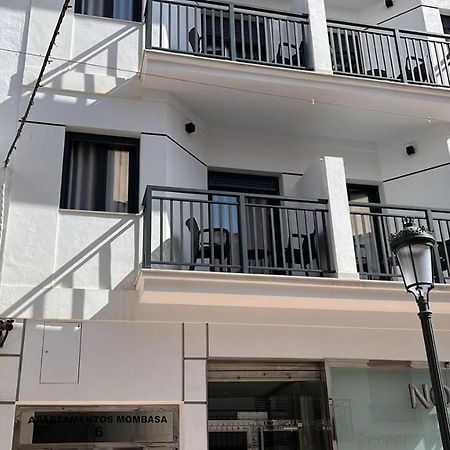 Apartamentos Mombasa 2 Planta เนร์คา ภายนอก รูปภาพ