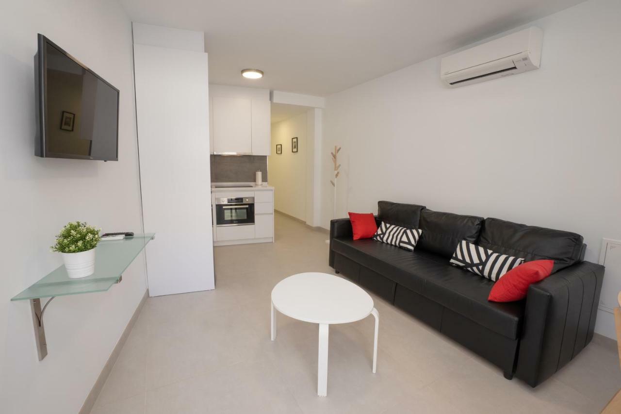 Apartamentos Mombasa 2 Planta เนร์คา ภายนอก รูปภาพ