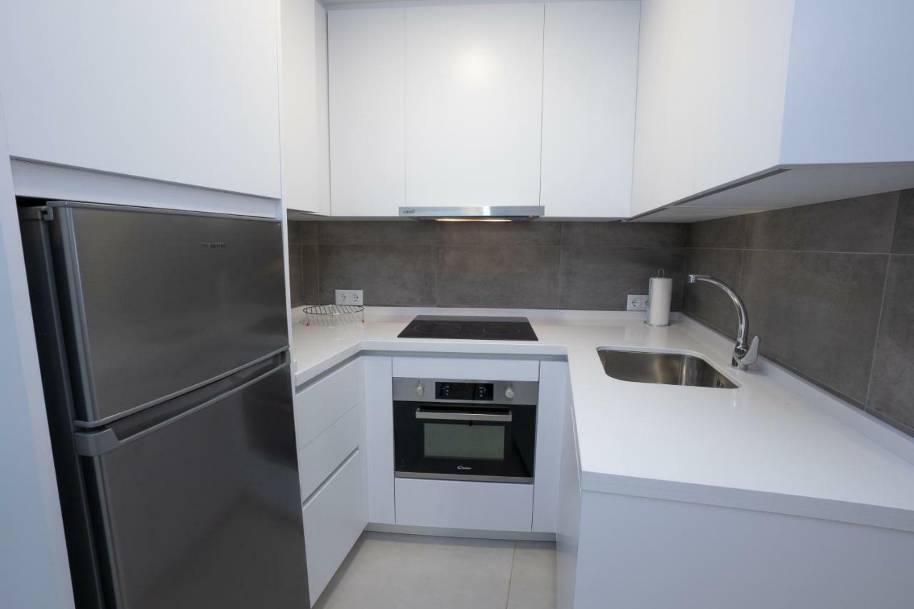 Apartamentos Mombasa 2 Planta เนร์คา ภายนอก รูปภาพ