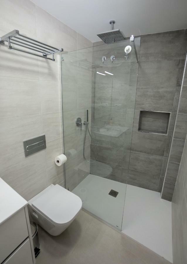 Apartamentos Mombasa 2 Planta เนร์คา ภายนอก รูปภาพ
