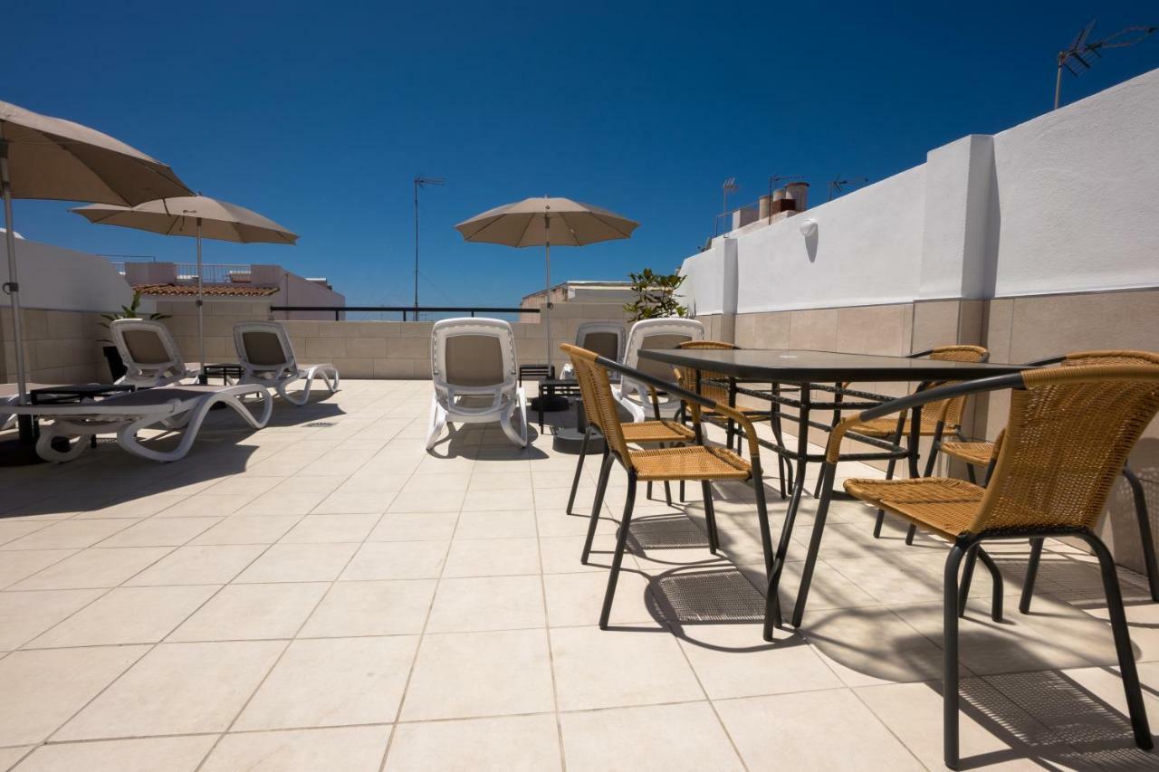 Apartamentos Mombasa 2 Planta เนร์คา ภายนอก รูปภาพ