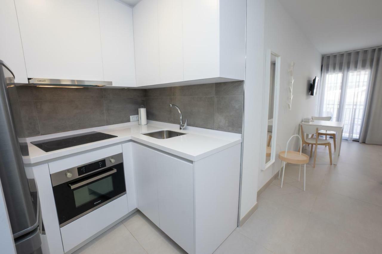 Apartamentos Mombasa 2 Planta เนร์คา ภายนอก รูปภาพ