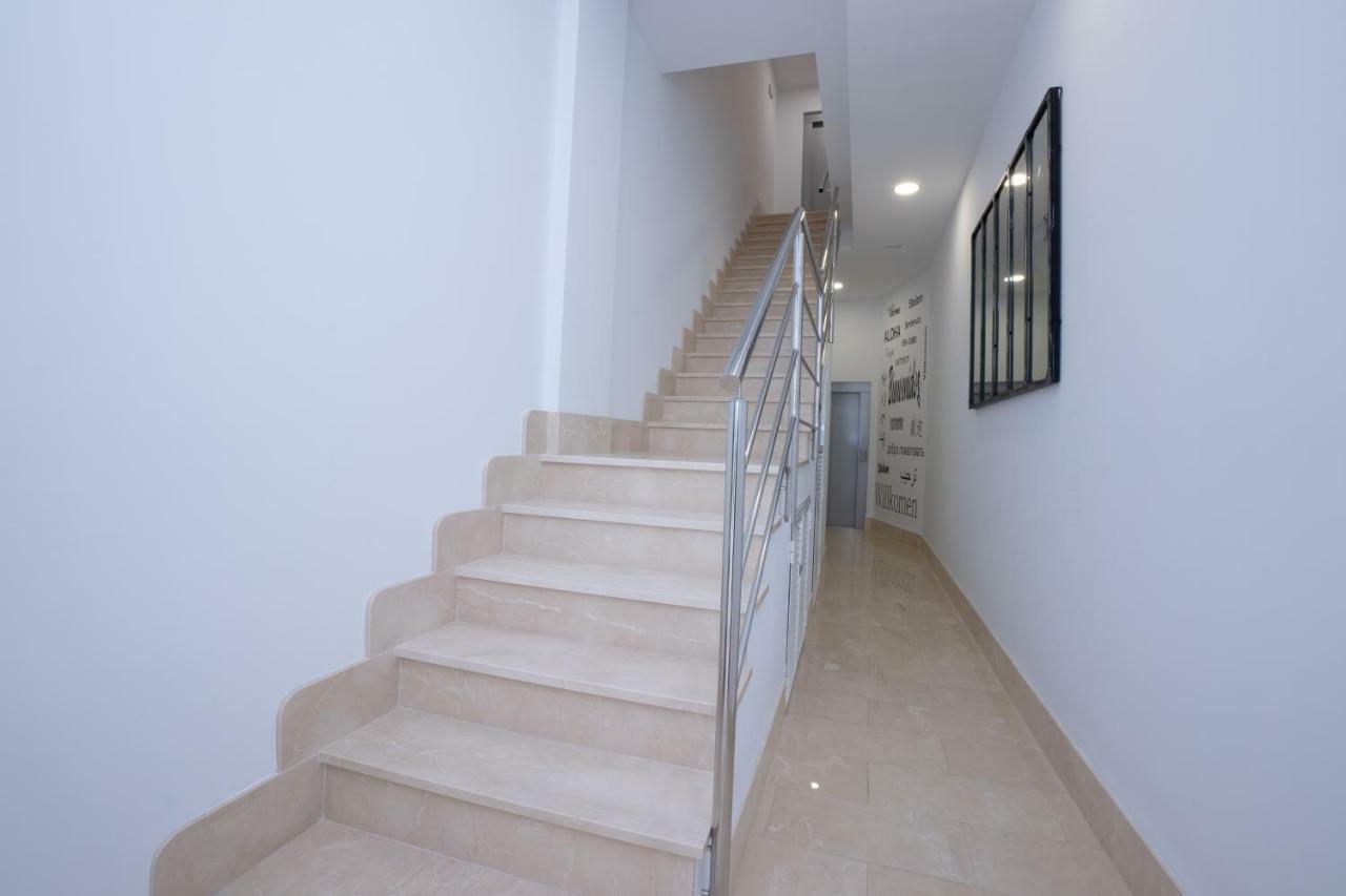 Apartamentos Mombasa 2 Planta เนร์คา ภายนอก รูปภาพ